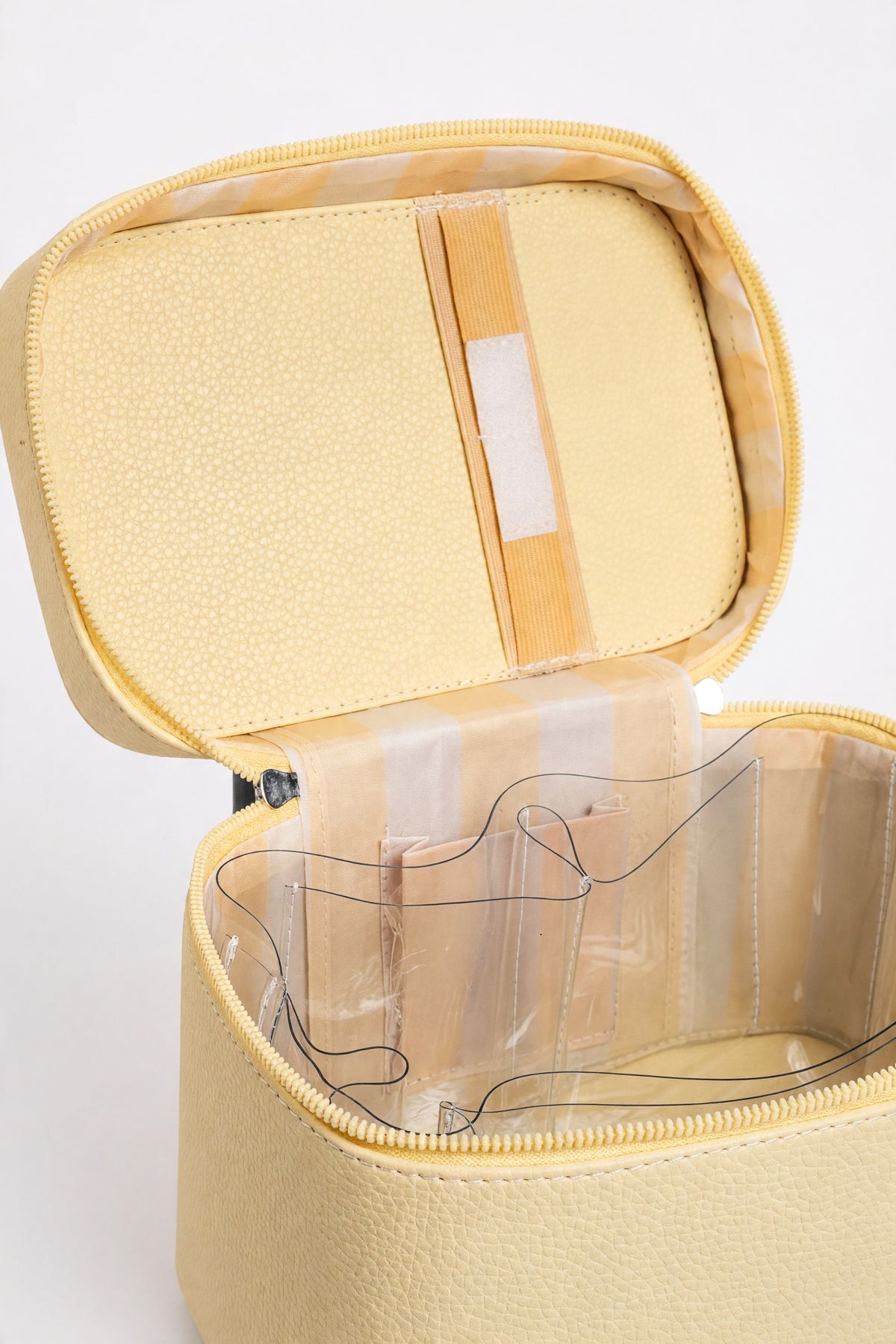 TE Vanity Case